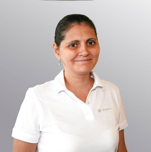 Doctor-medic (Univ. Cluj-Napoca) Smaranda Valkov Doctor-medic (Univ. Cluj-Napoca) Smaranda Valkov