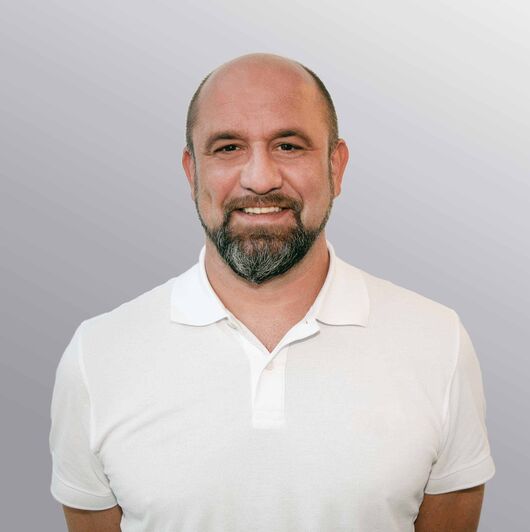 Kenneth Hartl;Mikrotherapie, Facharzt für Orthopädie und Unfallchirurgie Kenneth Hartl;Mikrotherapie, Facharzt für Orthopädie und Unfallchirurgie
